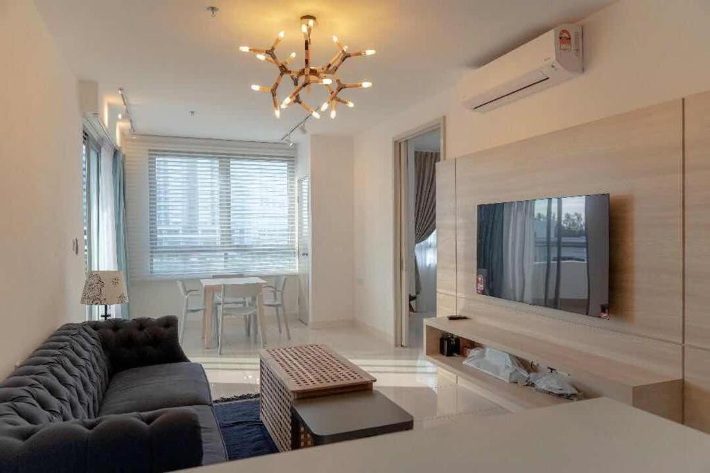 Pintarman Suites @ Miri Times Square Exterior foto